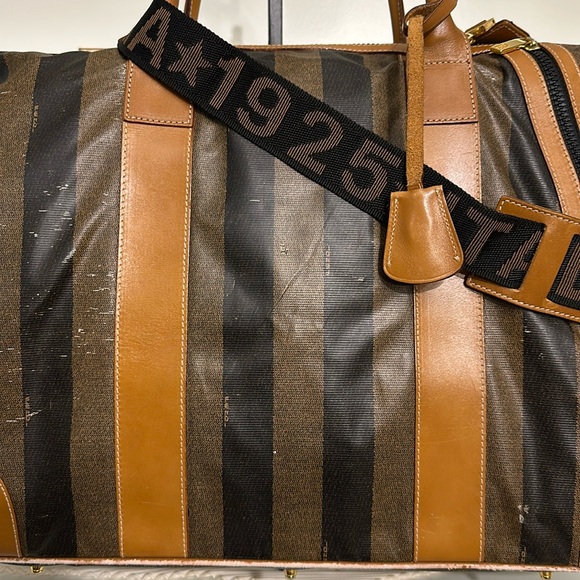 Vintage Fendi Pecan Weekender - Picture 3 of 17